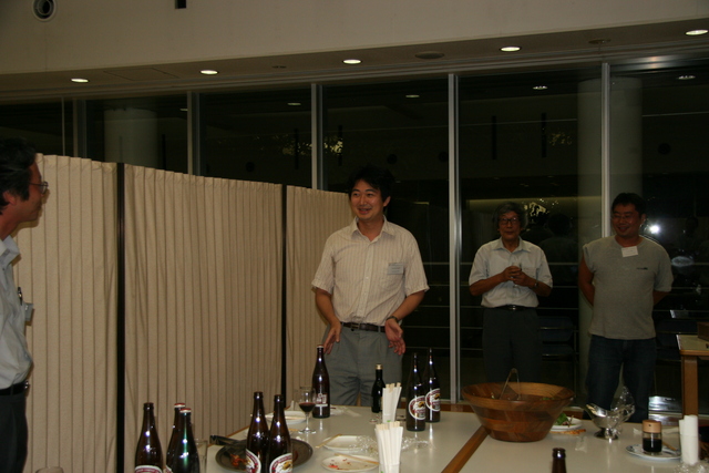 m200708281951.jpg